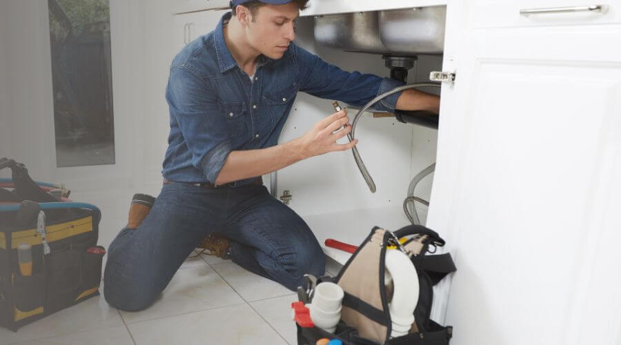 Local annual plumbing maintenance in Lost Nation, IA